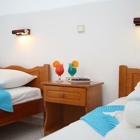 Theocharis Bros - Studios Apartments Ayios Nikitas Ngoại thất bức ảnh