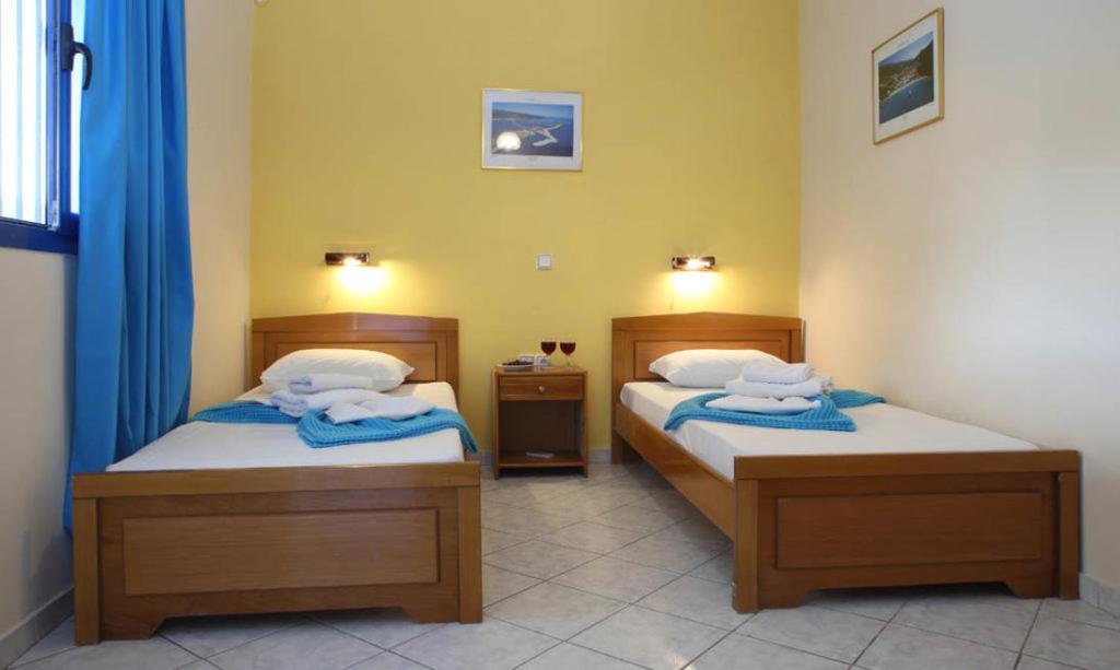Theocharis Bros - Studios Apartments Ayios Nikitas Ngoại thất bức ảnh