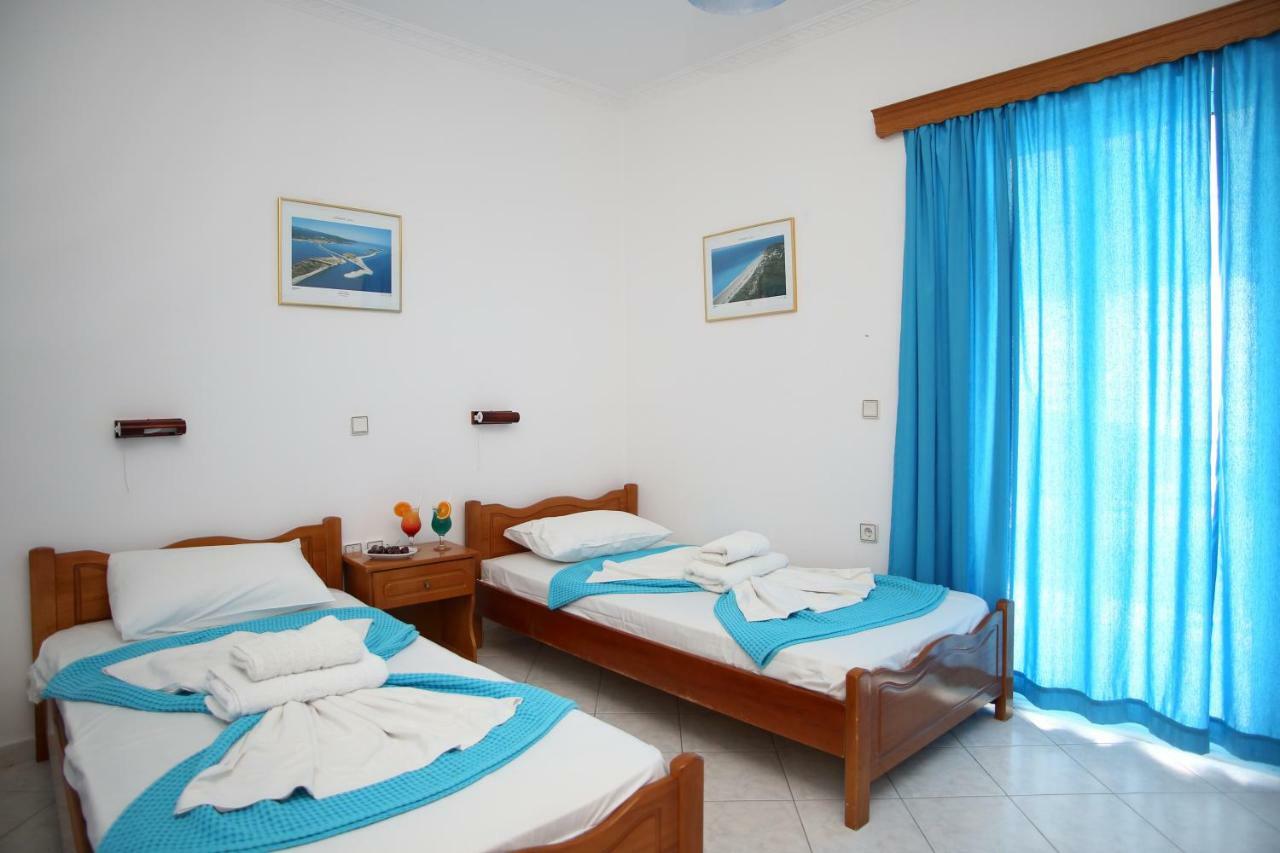 Theocharis Bros - Studios Apartments Ayios Nikitas Ngoại thất bức ảnh