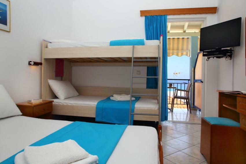 Theocharis Bros - Studios Apartments Ayios Nikitas Ngoại thất bức ảnh